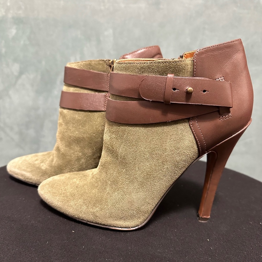 Nine West Booties Size 9